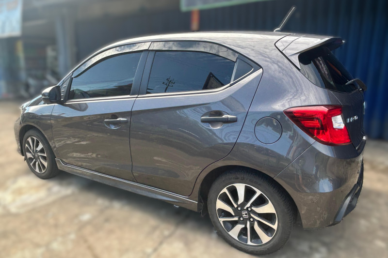 Mobil Bekas Honda Brio RS A/T 2022