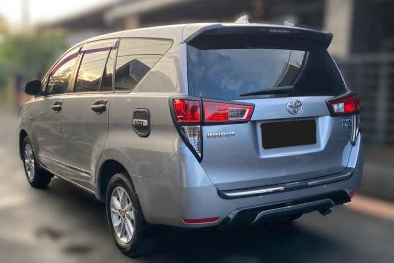 Mobil Bekas Toyota Innova G A/T 2016