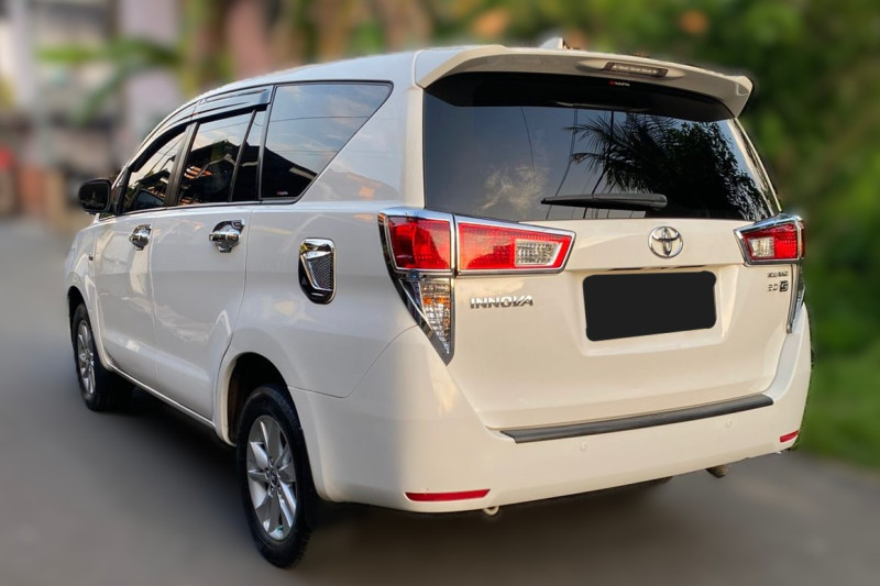 Mobil Bekas Toyota Innova G M/T 2018
