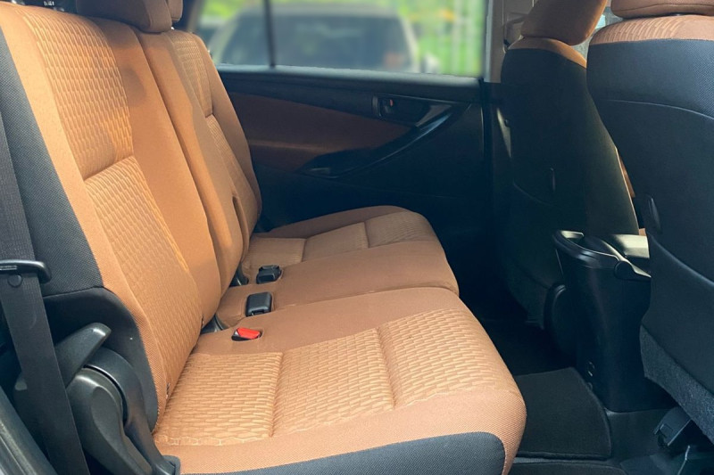 Mobil Bekas Toyota Innova G A/T 2016